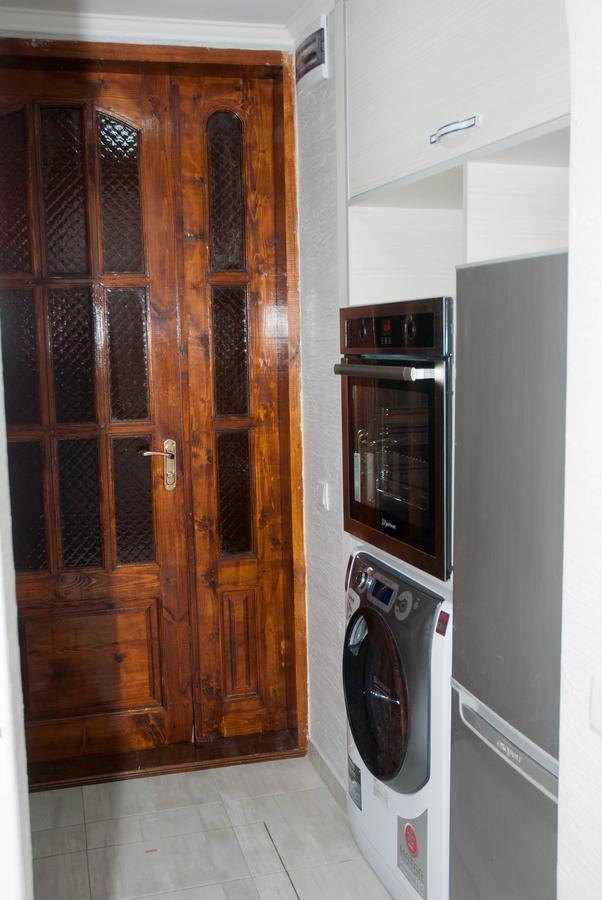 Bazar Apartment คีชีเนา ภายนอก รูปภาพ