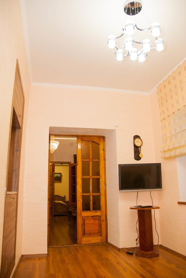 Bazar Apartment คีชีเนา ภายนอก รูปภาพ